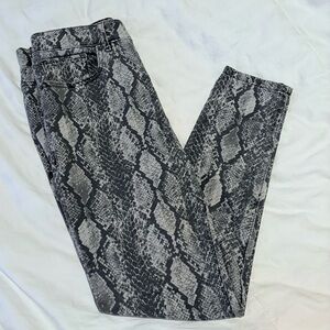 Express Gray Snake Print Ankle Leggings Size 4R